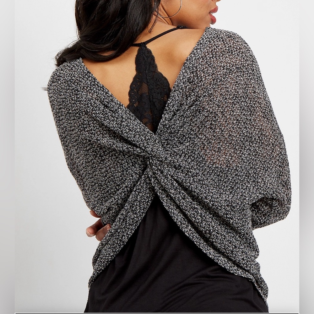 ⭐️Host Pick⭐️ Maurices Twist Back Lace Top